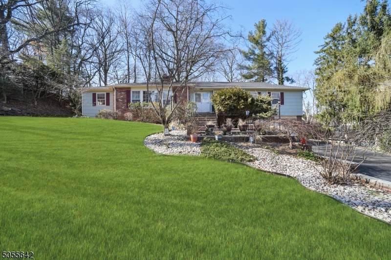 33 Barchester Way - Photo 1