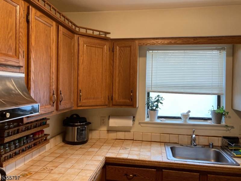 405 Westminster Pl - Photo 1