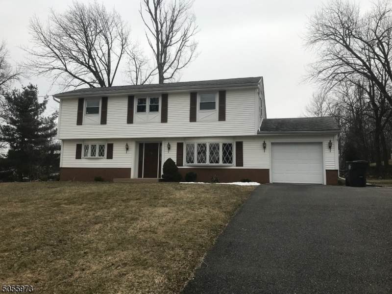 15 Parker Ave - Photo 1