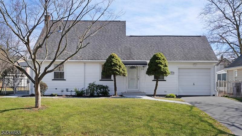 333 West Ln - Photo 1