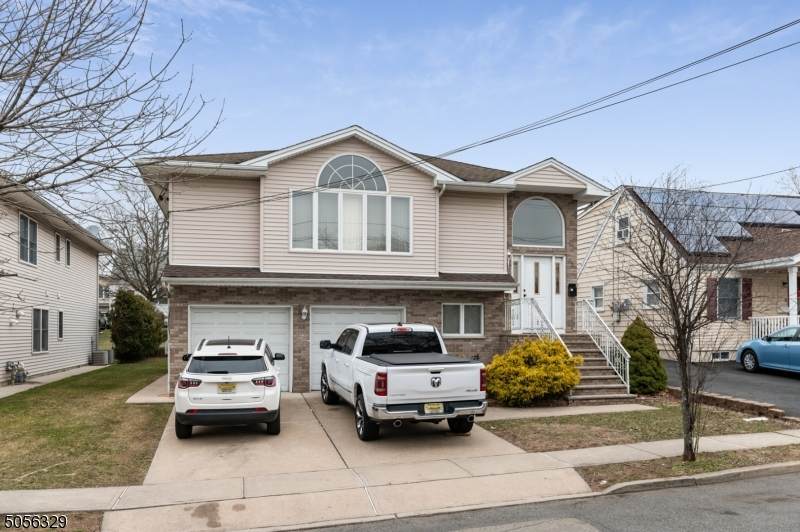 33 Avenue E - Photo 1
