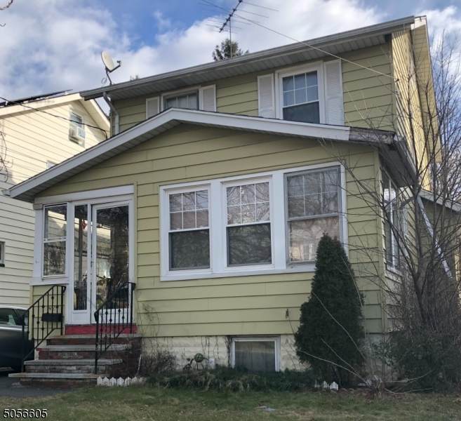 1215 Barbara Ave - Photo 1