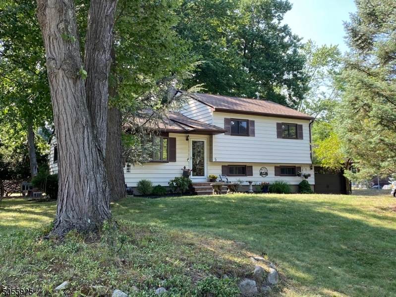 5 Elm Court - Photo 1