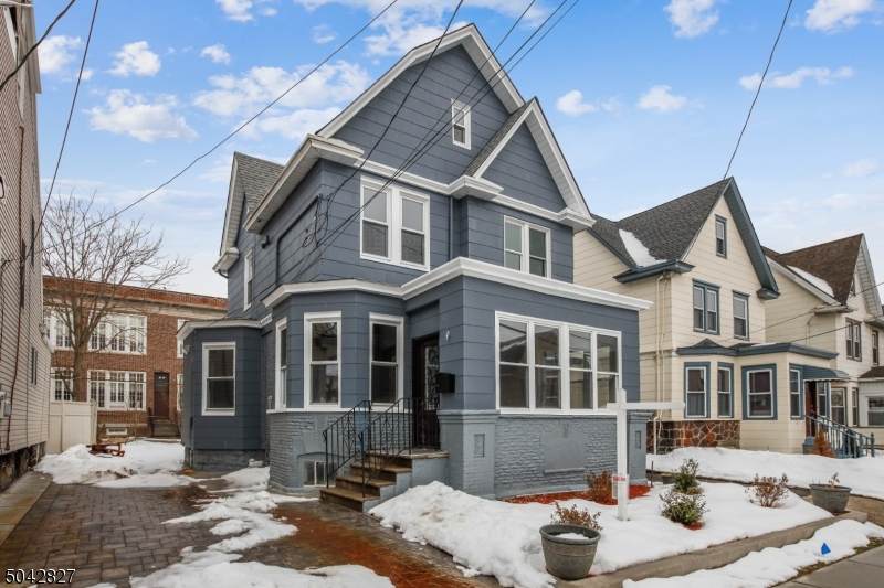 9 Prospect Pl - Photo 1
