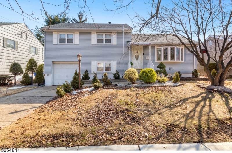 1810 Windsor Rd - Photo 1
