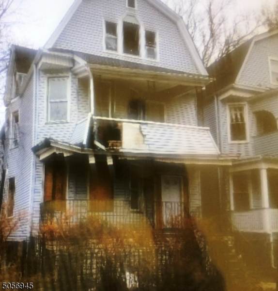 289 Amherst St - Photo 1