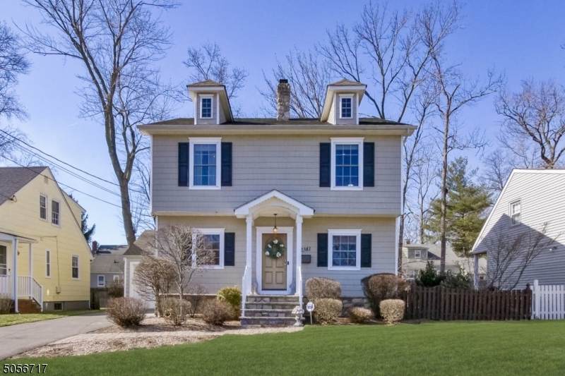 2381 Whittier Ave - Photo 1