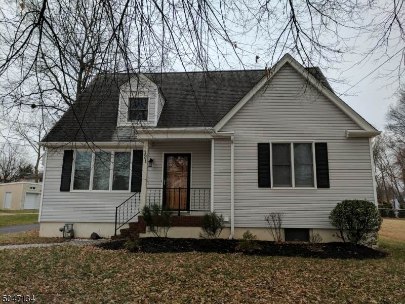 321 Durham Ave - Photo 1