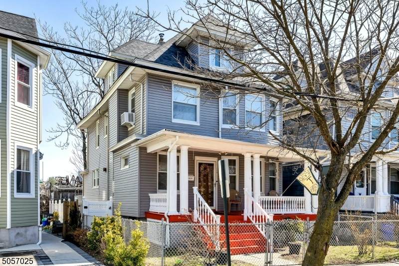 120 N Essex Ave - Photo 1