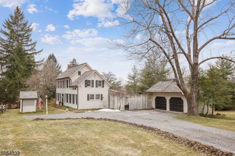 32 Potterstown Rd - Photo 1