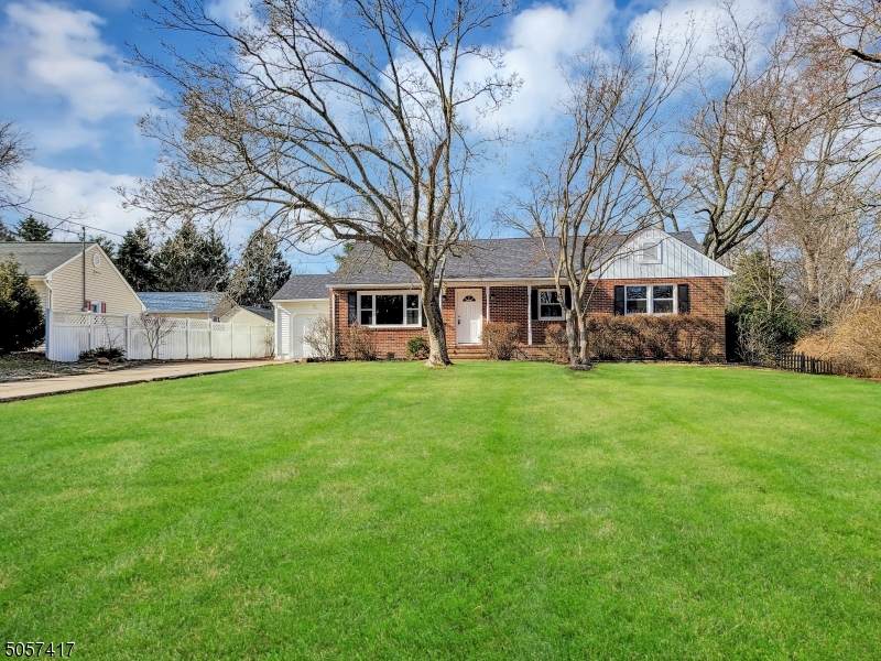 121 Warrenville Rd - Photo 1