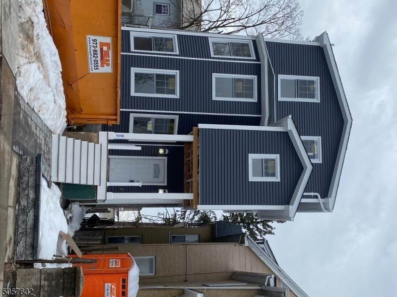 191 S Center St - Photo 1