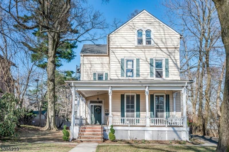126 Chestnut St - Photo 1