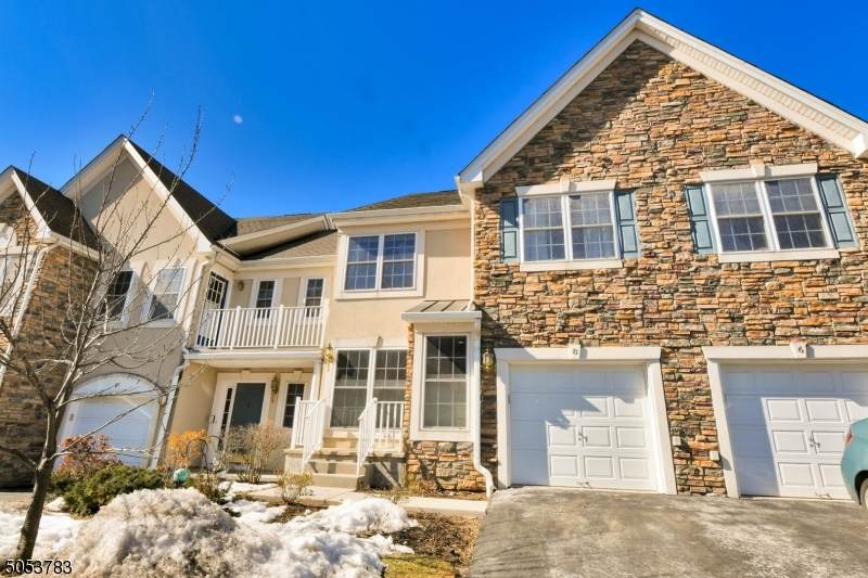 8 Rosewood Ct - Photo 1