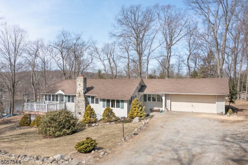 110 Cedar Ln - Photo 1
