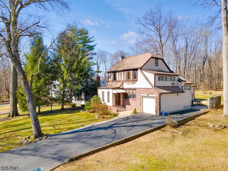 48 Crossbrook Rd - Photo 1