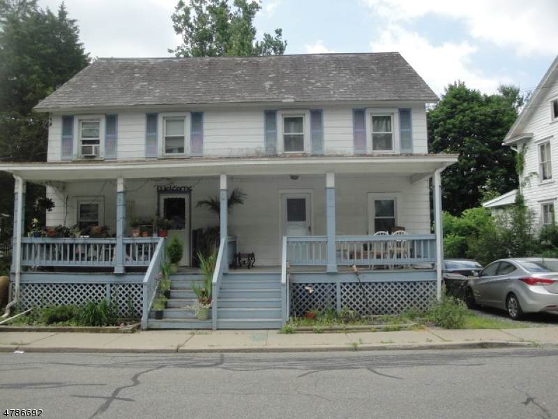 9 East - Photo 1