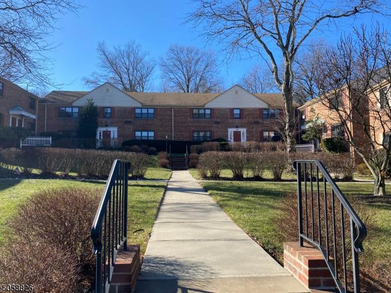 41 Sandra Circle - Photo 1