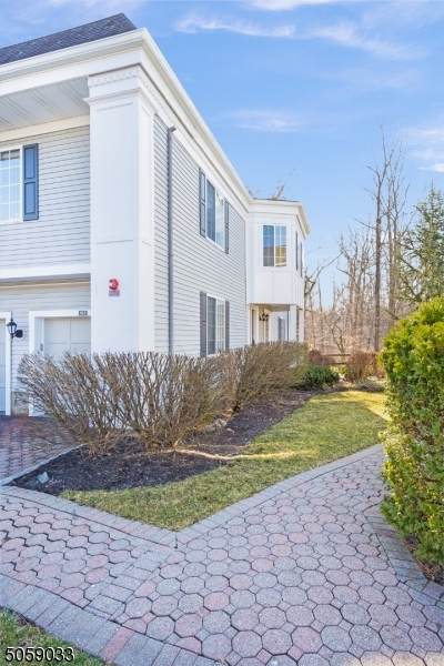 153 Riveredge Dr - Photo 1