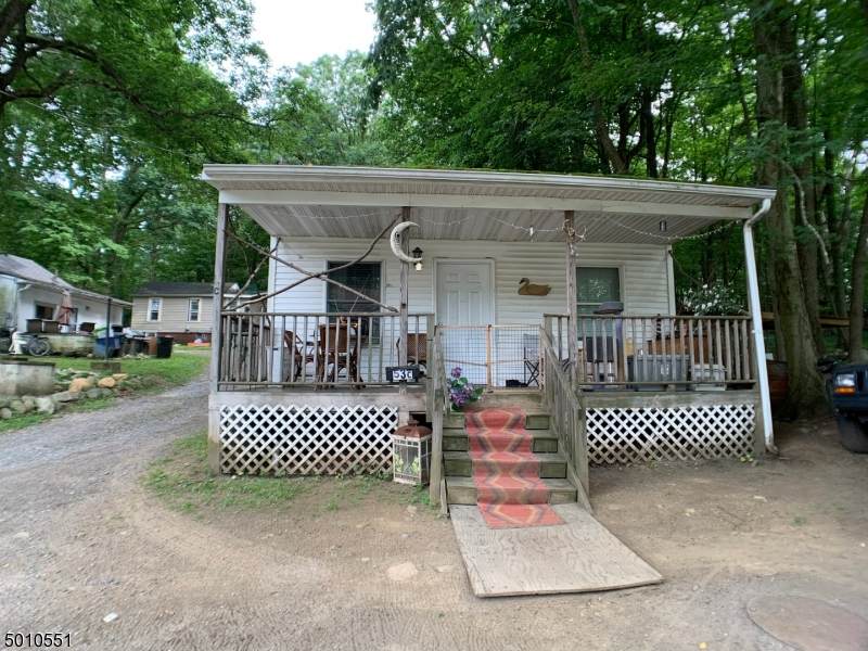 53 Homestead Rd - Photo 1