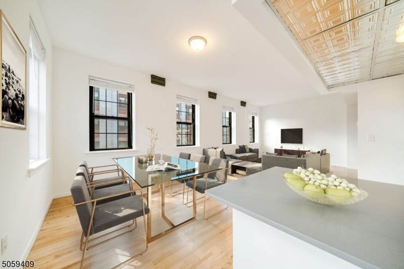300 Grand St301adams - Photo 1