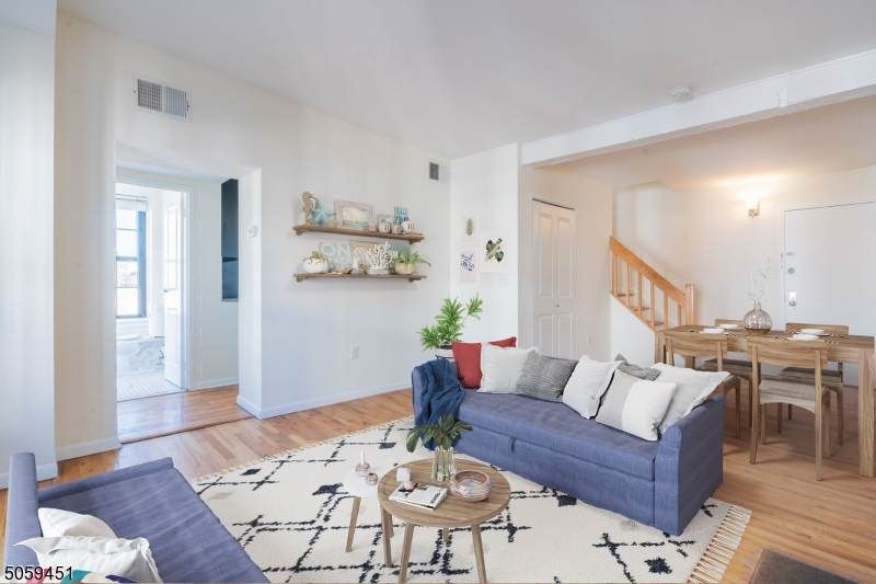 300 Grand St301adams - Photo 1