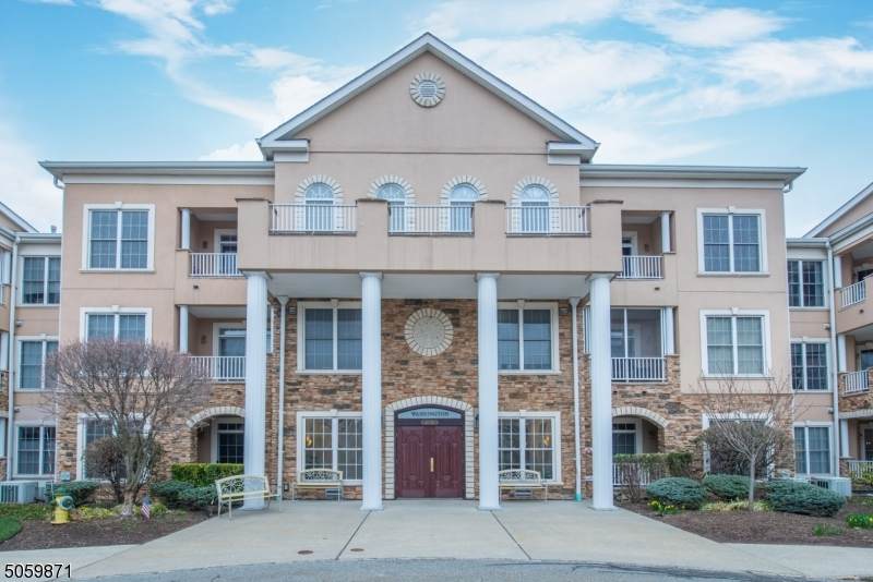 1303 Hamilton Dr - Photo 1