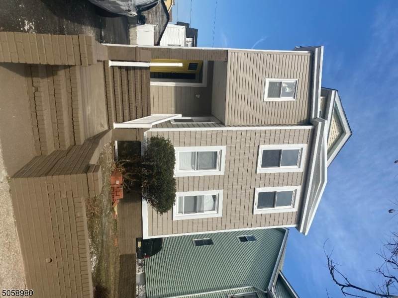 183 Scheerer Ave - Photo 1