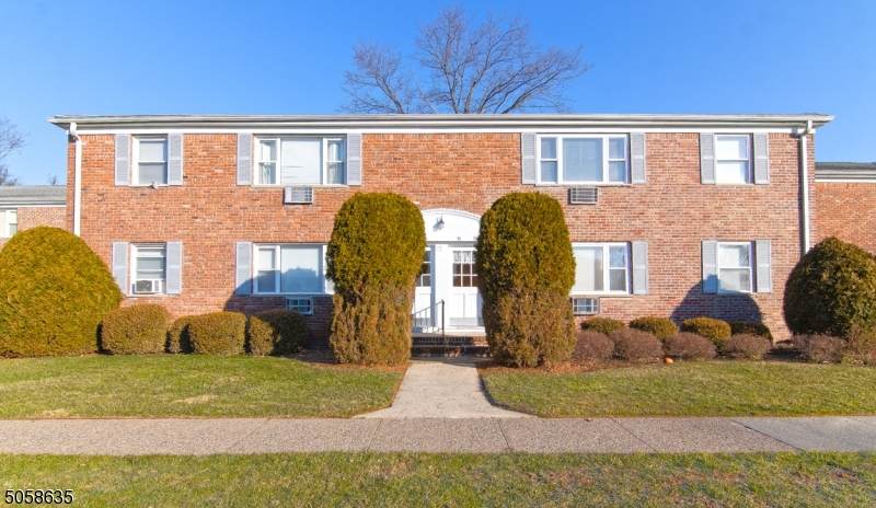 43 Conforti Ave - Photo 1