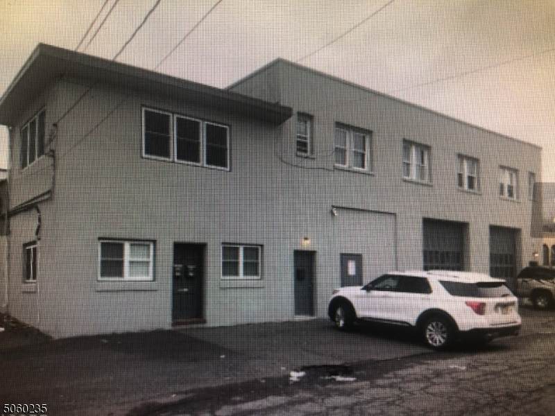 162 Wabash Ave - Photo 1
