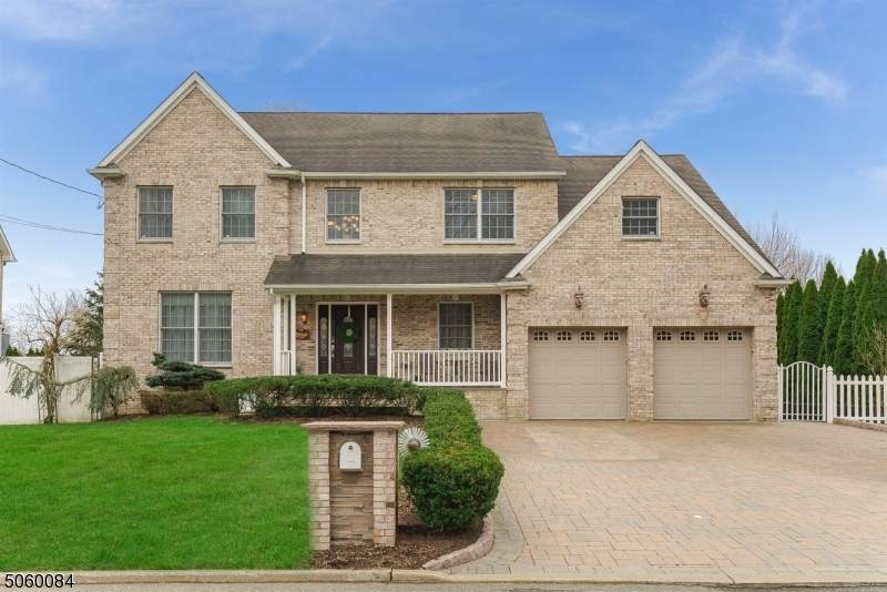 73 Duncan Ave - Photo 1