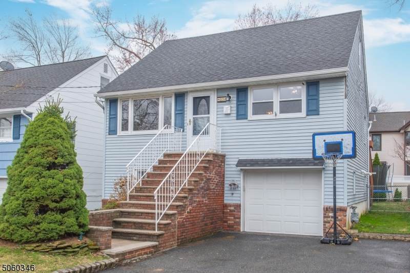 31 Hamilton Road - Photo 1