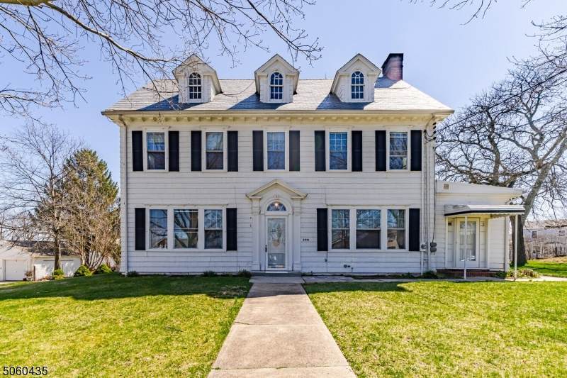 106 Main St - Photo 1