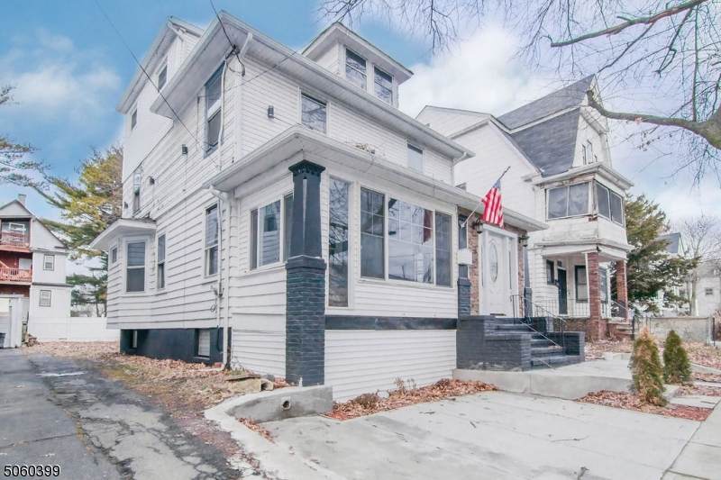 55 Plymouth St - Photo 1