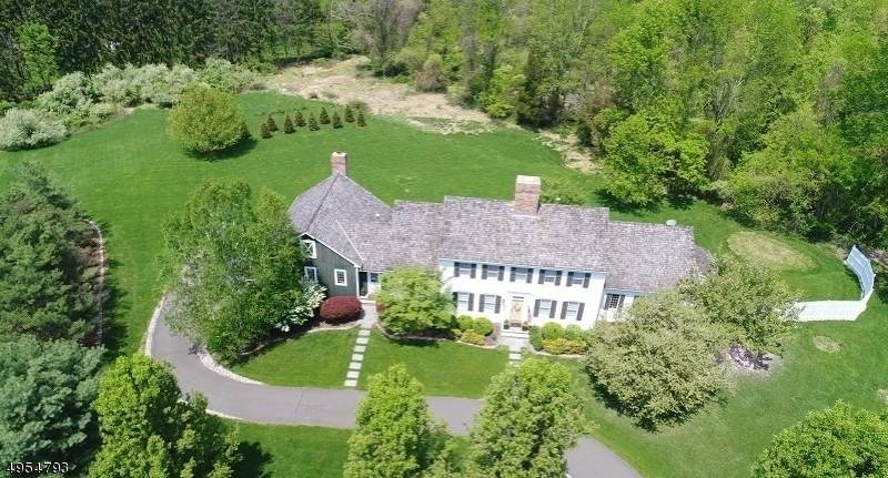 7 Barberry Row - Photo 1