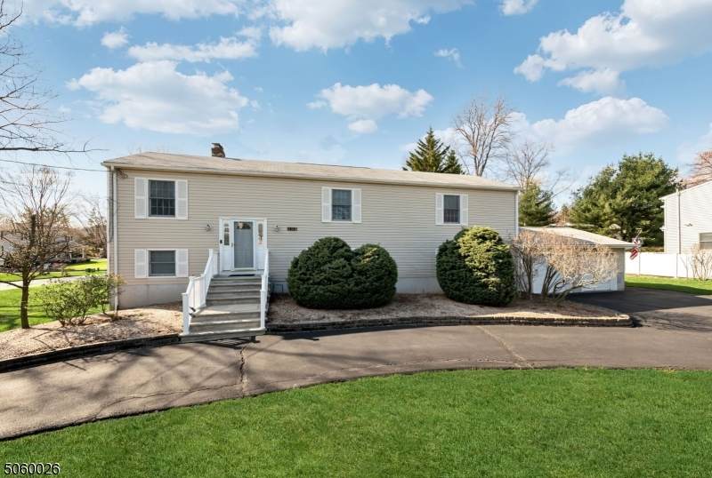 493 Goffle Rd - Photo 1