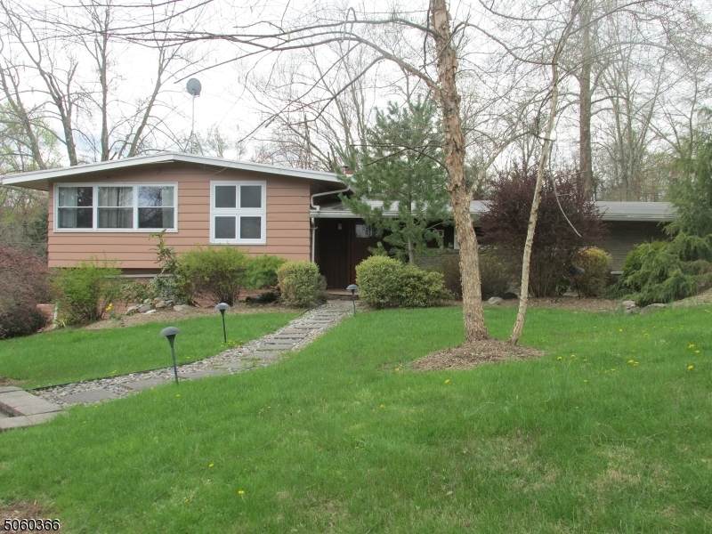5 Henry Dr - Photo 1