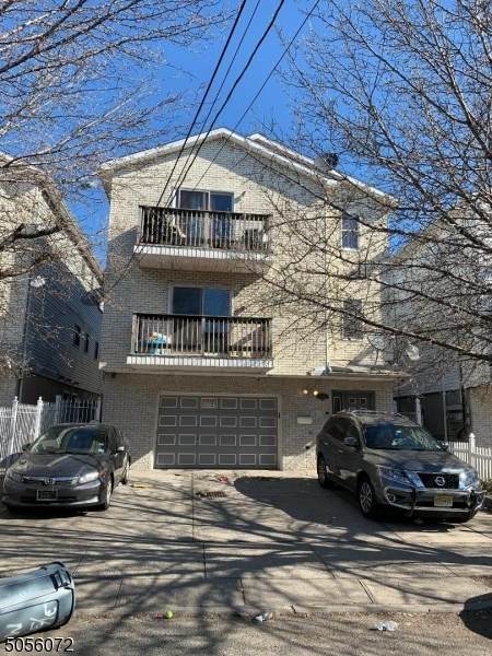 32 Johnson St - Photo 1