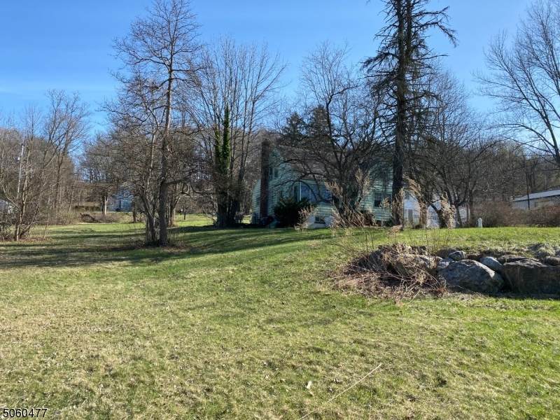 14 Russling Rd - Photo 1