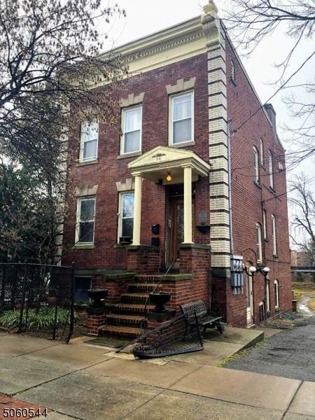 28 Grant St - Photo 1