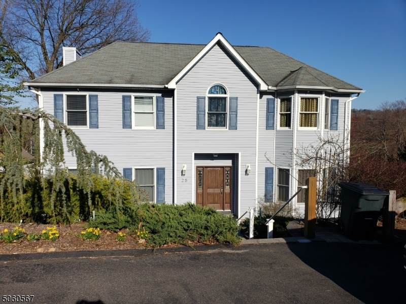 25 Mountain Ave - Photo 1