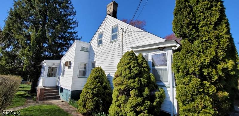 185 Garden Ave - Photo 1