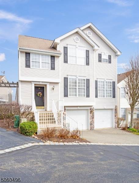 39 Brock Ln - Photo 1