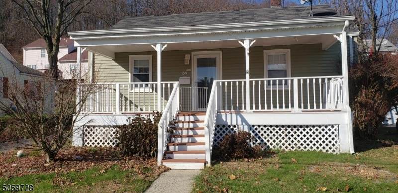 37 Watson Dr - Photo 1