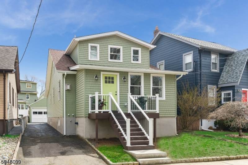 31 Clark Ave - Photo 1