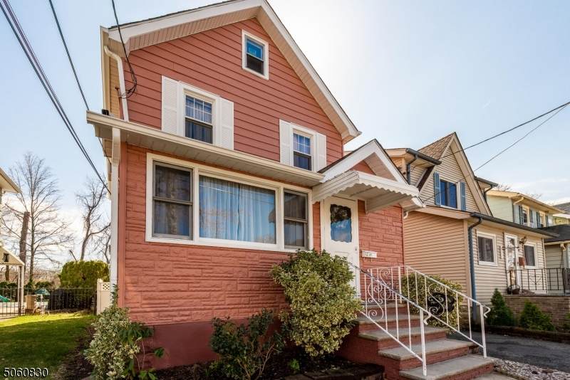 74 E Almira St - Photo 1