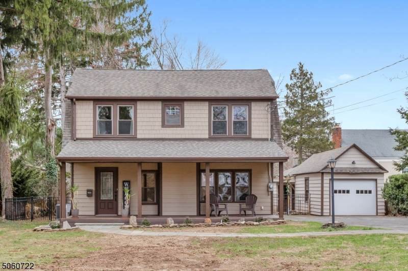 1741 Springfield Ave - Photo 1