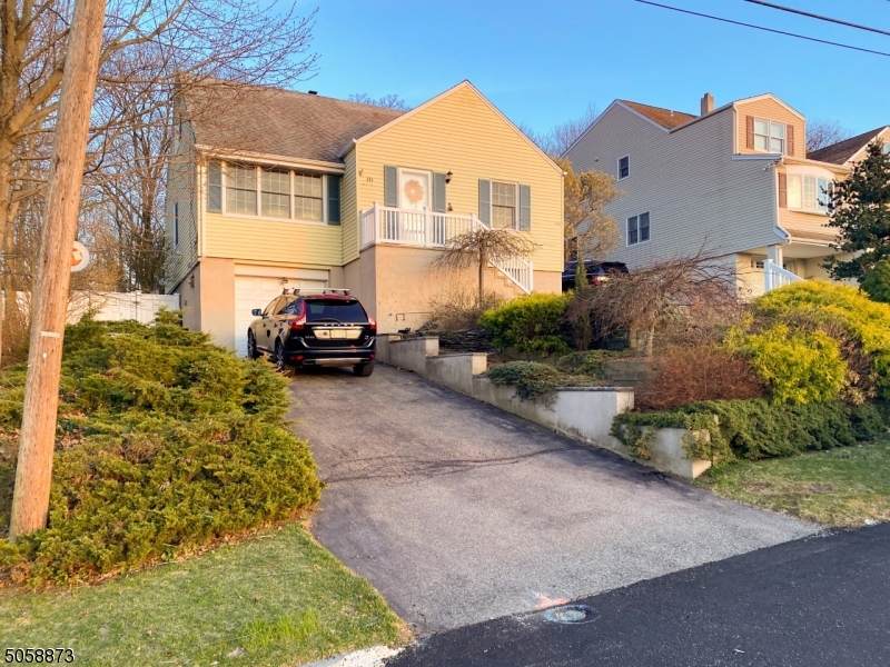 184 Highview Dr - Photo 1