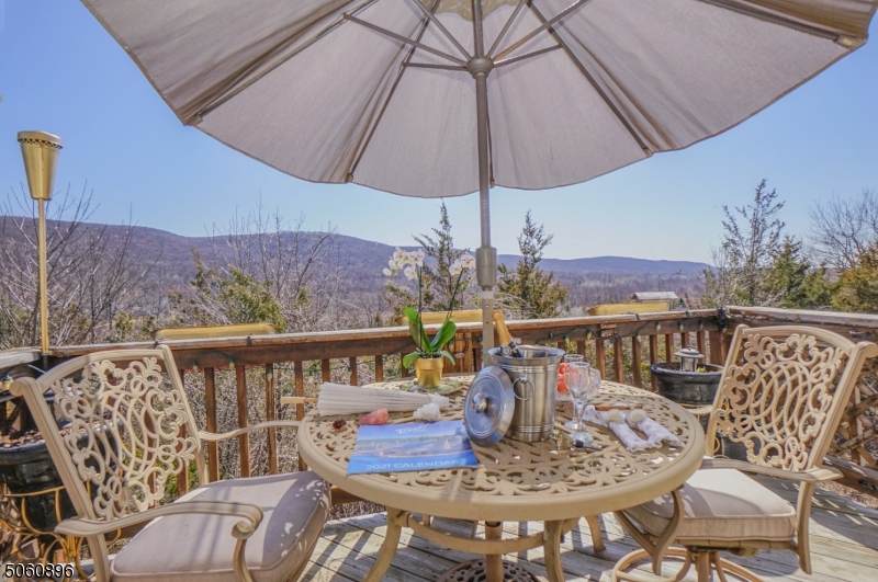 23 Eagles Nest Ln - Photo 1
