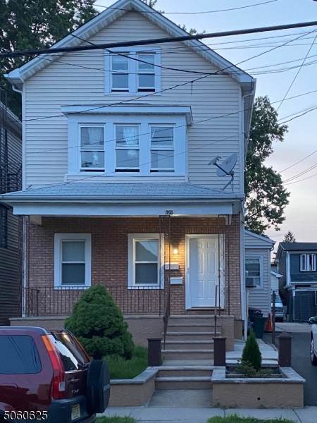 125 Orchard St - Photo 1